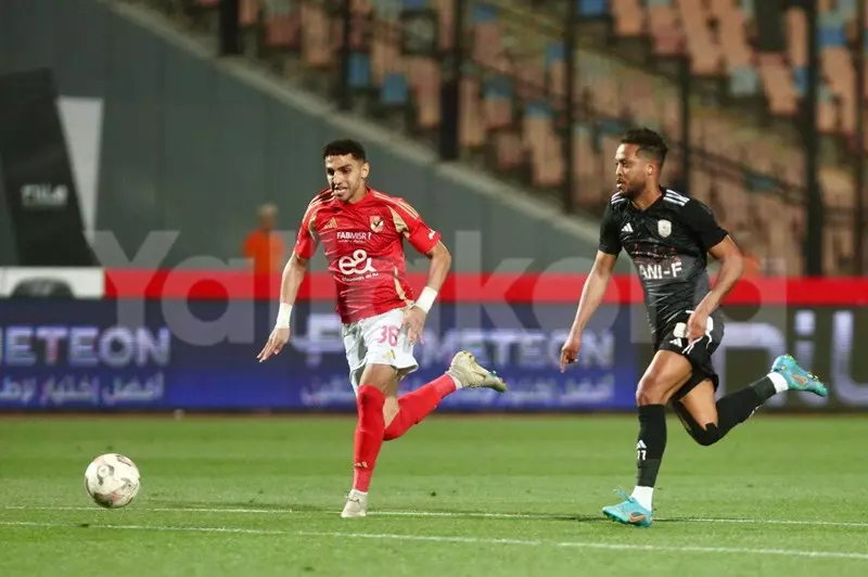 تحليل فيديو: الأهلي يتوج ببطولة الدوري المصري بعد صراع مع بيراميدز تحليل فيديو: الأهلي يتوج ببطولة الدوري المصري بعد صراع مع بيراميدز
