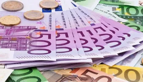 تراجع أسعار صرف اليورو الأوروبي خلال تعاملات اليوم تراجع أسعار صرف اليورو الأوروبي خلال تعاملات اليوم