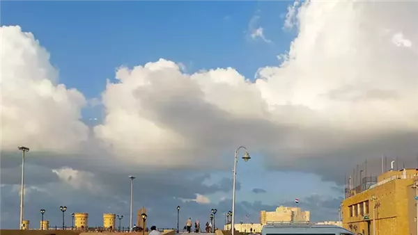 تراجع الموجة الحارة في مصر.. الأرصاد تعلن عن توقعات الطقس يوم الثلاثاء المقبل تراجع الموجة الحارة في مصر.. الأرصاد تعلن عن توقعات الطقس يوم الثلاثاء المقبل