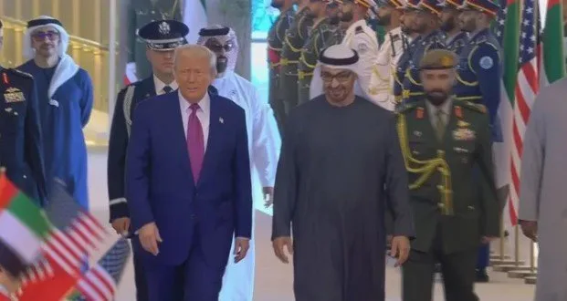 ترامب يصل إلى الإمارات في المرحلة الثالثة من جولته في الخليج ترامب يصل إلى الإمارات في المرحلة الثالثة من جولته في الخليج