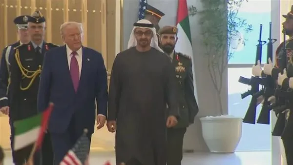 ترامب يصل إلى الإمارات كختام لجولته في الشرق الأوسط ترامب يصل إلى الإمارات كختام لجولته في الشرق الأوسط