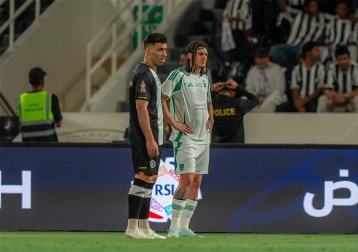 ترتيب الدوري السعودي بعد خسارة الأهلي أمام الشباب ترتيب الدوري السعودي بعد خسارة الأهلي أمام الشباب
