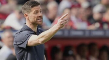 تشابي ألونسو يواصل لعبة الغموض بشأن ارتباطه بتدريب ريال مدريد