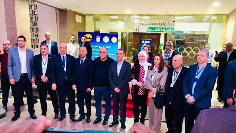 تشكيل الأجهزة الفنية واعتماد الموازنة وخطط الإعداد للأولمبياد على طاولة مجلس "الطائرة" غدا تشكيل الأجهزة الفنية واعتماد الموازنة وخطط الإعداد للأولمبياد على طاولة مجلس "الطائرة" غدا