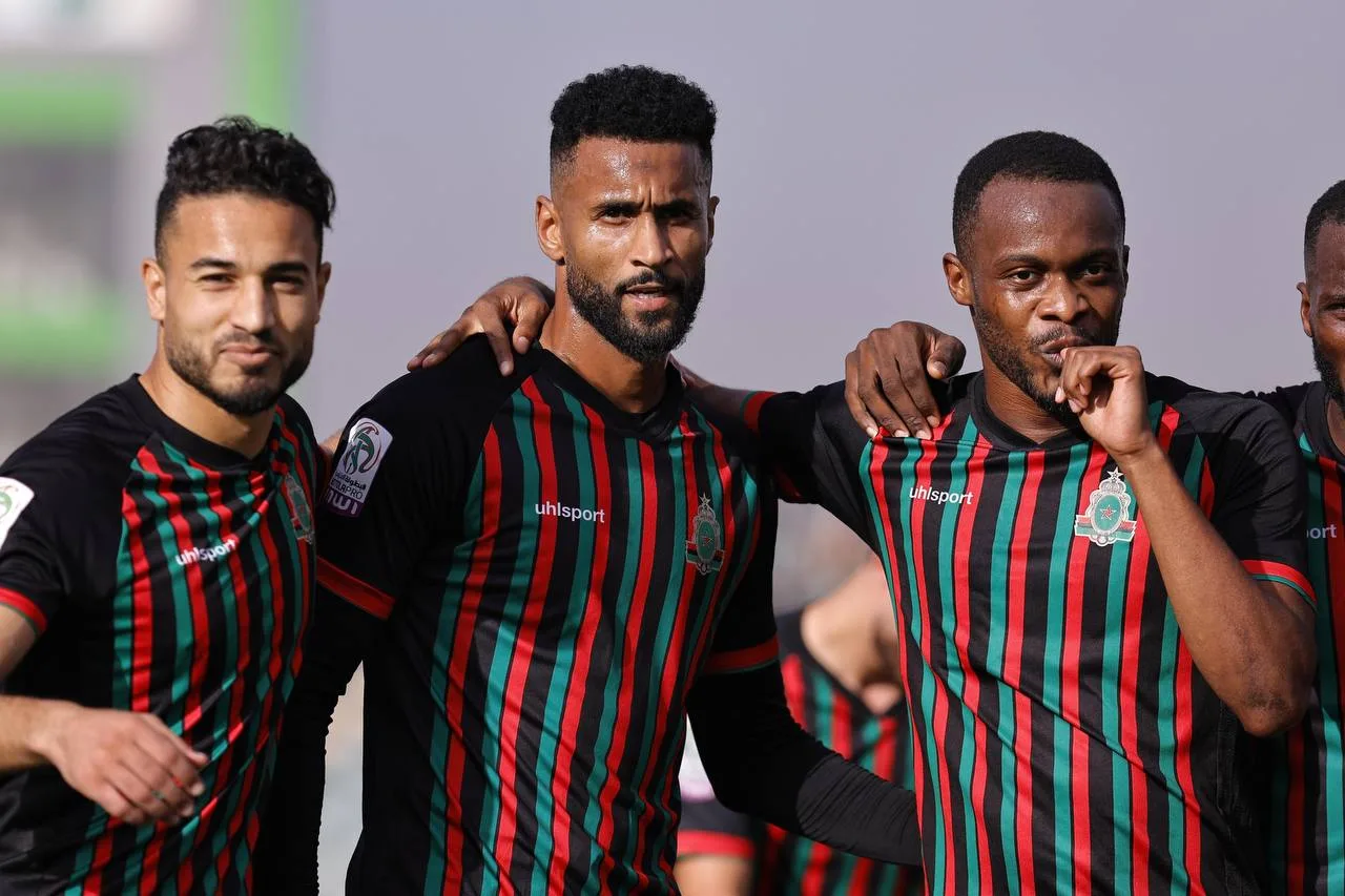 تشكيل الجيش الملكي ضد المغرب التطواني في الدوري المغربي