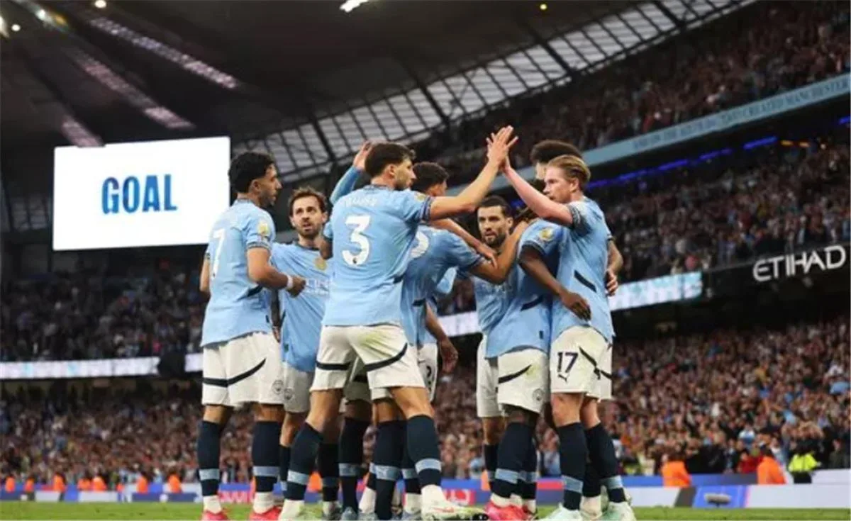تشكيل مانشستر سيتي أمام ساوثهامبتون في الدوري الإنجليزي.. موقف عمر مرموش تشكيل مانشستر سيتي أمام ساوثهامبتون في الدوري الإنجليزي.. موقف عمر مرموش