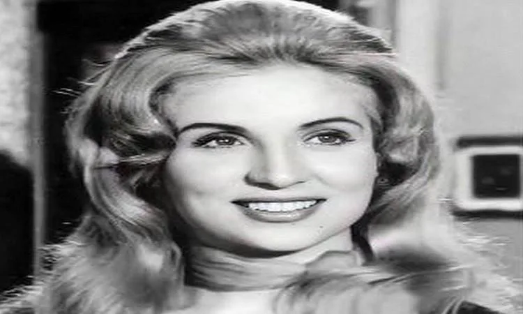 تشكيلة من أجمل أغاني الشحرورة صباح يوم الأربعاء تشكيلة من أجمل أغاني الشحرورة صباح يوم الأربعاء