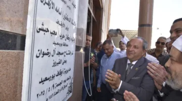 تصميم حديث ومرافق متطورة.. محافظ بورسعيد يفتتح «مسجد الرضوان» بمنطقة الفيروز