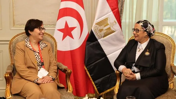 تعاون مصري تونسي لدعم الأسرة والطفولة في المؤتمر العاشر لمنظمة المرأة العربية تعاون مصري تونسي لدعم الأسرة والطفولة في المؤتمر العاشر لمنظمة المرأة العربية