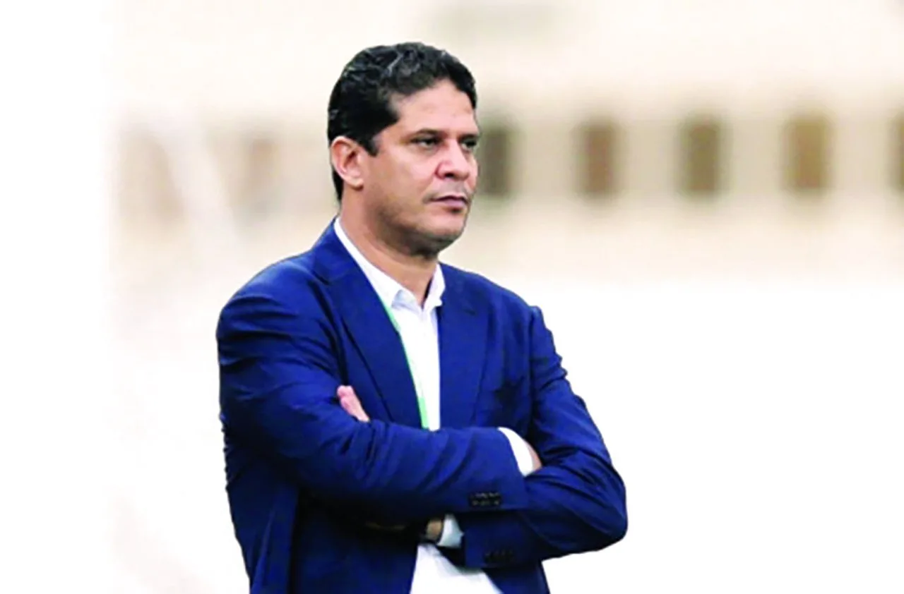عاجل.. أيمن الرمادي مديرًا فنيًا لفريق الزمالك عاجل.. أيمن الرمادي مديرًا فنيًا لفريق الزمالك