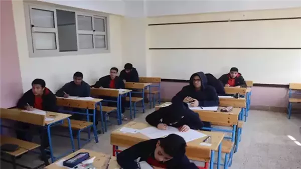 تفاصيل امتحان اللغة الأجنبية الثانية لطلاب الثانوية العامة 2025 بالنظام الجديد: اختيار من متعدد فقط تفاصيل امتحان اللغة الأجنبية الثانية لطلاب الثانوية العامة 2025 بالنظام الجديد: اختيار من متعدد فقط