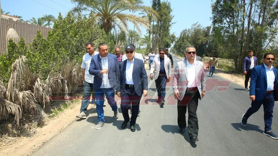 تفقد أعمال رصف ورفع كفاءة طريق "الكوربة الشهابية بلطيم" تفقد أعمال رصف ورفع كفاءة طريق "الكوربة الشهابية بلطيم"