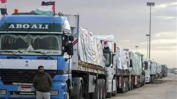 تقارير عبرية: استئناف دخول المساعدات لغزة قد يبدأ بعد أسبوعين تقارير عبرية: استئناف دخول المساعدات لغزة قد يبدأ بعد أسبوعين
