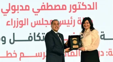 تقدير السفيرة نبيلة مكرم، رئيسة الأمانة الفنية للتحالف الوطني للعمل الأهلي التنموي