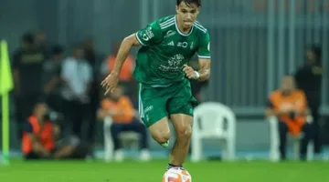 نادي إيطالي يتنافس على التعاقد مع فيجا