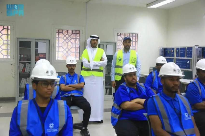 تقني مكة يطلق مشاريع تقنية للتبرع والعطاء