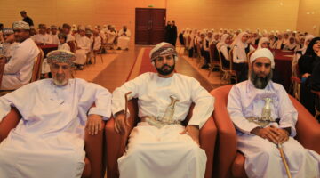 تكريم الفائزين في مسابقتين للقرآن الكريم والقيم بولاية بهلاء