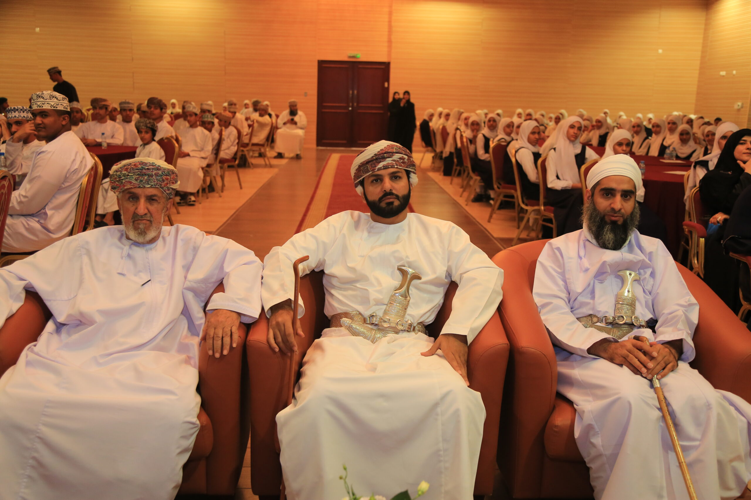 تكريم الفائزين في مسابقتين للقرآن الكريم والقيم بولاية بهلاء تكريم الفائزين في مسابقتين للقرآن الكريم والقيم بولاية بهلاء