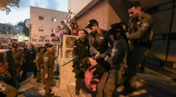 تل أبيب: متظاهرون يدخلون مبنى حزب “الليكود” بالقوة
