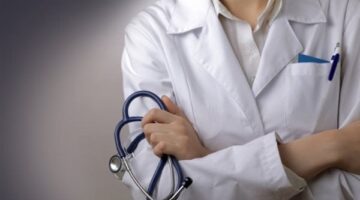 تنظر في شكاوى الخطأ الطبي.. تفاصيل تشكيل لجنة عليا للمسؤولية الطبية