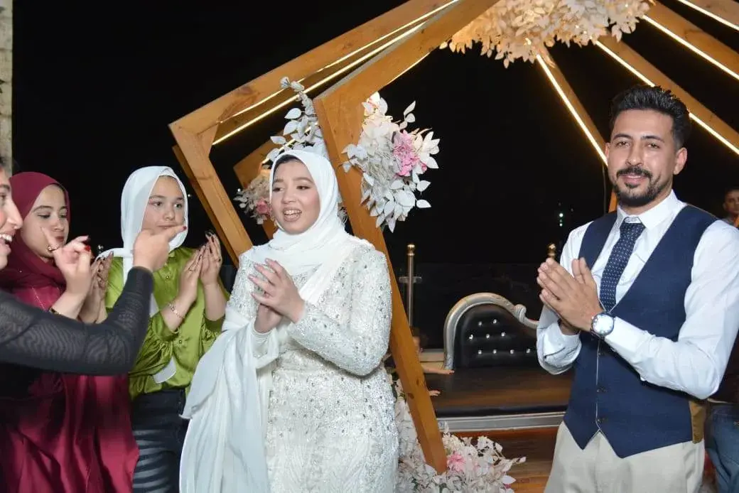 تهنئة بالزفاف السعيد لرضوي ومراد تهنئة بالزفاف السعيد لرضوي ومراد
