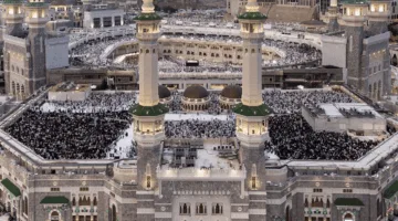تهيئة درجات الحرارة في المسجد الحرام لراحة زوار بيت الله.. «شؤون الحرمين» توضح التفاصيل