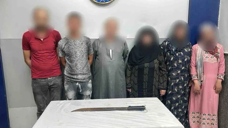 توضيح تفاصيل انتشار فيديو يظهر مشاجرة داخل مسجد في القاهرة توضيح تفاصيل انتشار فيديو يظهر مشاجرة داخل مسجد في القاهرة