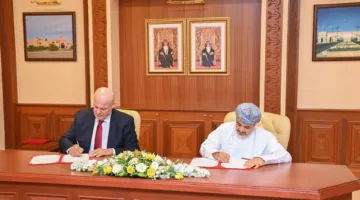 توقيع ثلاث اتفاقيات لتنفيذ الأجزاء الثلاثة (الثالث والرابع والخامس) من مشروع ازدواجية طريق السلطان سعيد بن تيمور