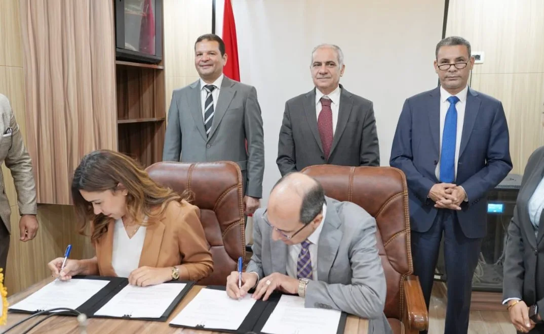 توقيع مذكرة تفاهم بين التأمين الصحي الشامل ومستشفى الباطنة التخصصي في جامعة أسوان