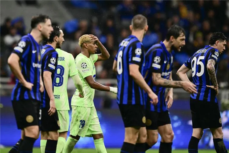 توني كروس: تعاطفت مع إنتر ميلان ضد برشلونة.. والمدافعون يعانون أمام لامين يامال توني كروس: تعاطفت مع إنتر ميلان ضد برشلونة.. والمدافعون يعانون أمام لامين يامال