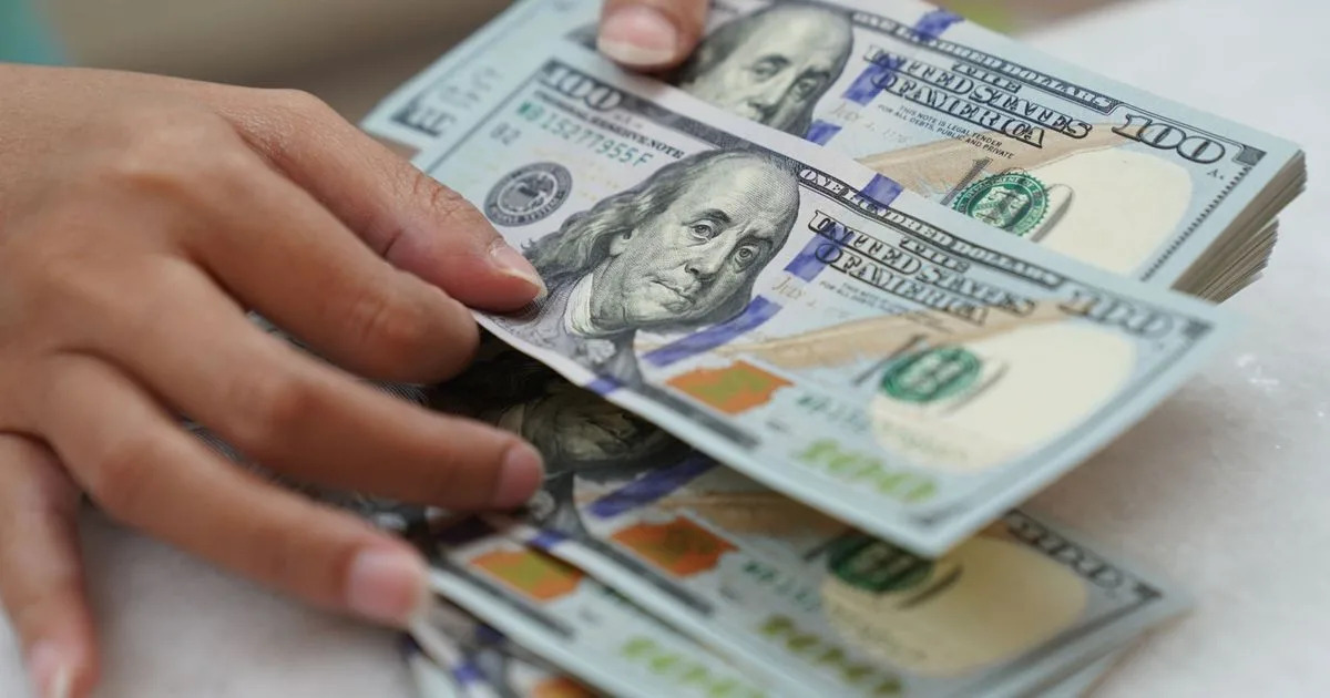 “ثري جي كابيتال” البرازيلية تستحوذ على “سكيتشرز” الأمريكية مقابل 9.42 مليار دولار “ثري جي كابيتال” البرازيلية تستحوذ على “سكيتشرز” الأمريكية مقابل 9.42 مليار دولار