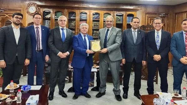 جامعة الأزهر تبحث سبل التعاون العلمي مع سفير أذربيجان جامعة الأزهر تبحث سبل التعاون العلمي مع سفير أذربيجان