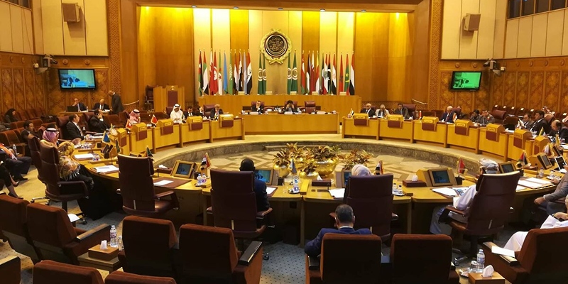 جامعة الدول العربية تدعو إلى توفير الحماية اللازمة للصحفيين في مواقع النزاعات جامعة الدول العربية تدعو إلى توفير الحماية اللازمة للصحفيين في مواقع النزاعات