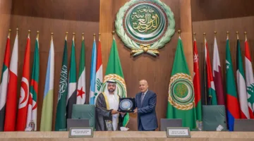 جامعة الدول العربية تمنح تكريمًا لولي عهد الفجيرة الشيخ محمد بن حمد الشرقي