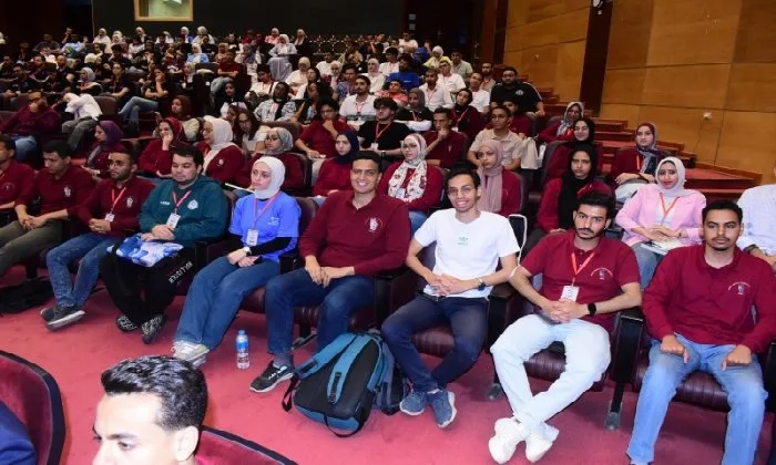 جامعة سوهاج تستضيف ملتقى طلاب كليات الطب بمشاركة ٤٠ جامعة مصرية جامعة سوهاج تستضيف ملتقى طلاب كليات الطب بمشاركة ٤٠ جامعة مصرية