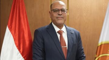جبران يهنئ عمال مصر بعيدهم.. ويؤكد: نتعامل مع كل قضاياهم بجدية واهتمام