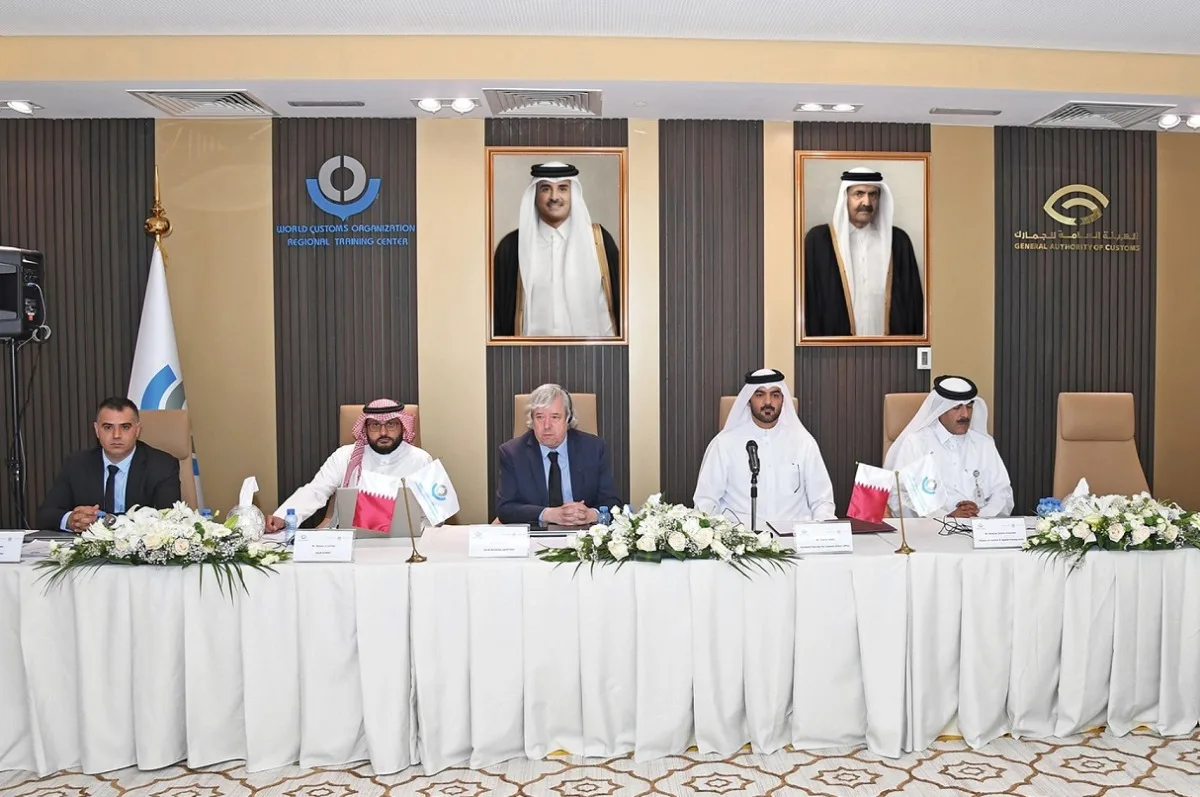 جمارك قطر تعزز مهارات موظفيها لمواجهة تهريب الأسلحة الصغيرة والخفيفة