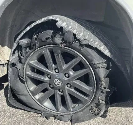 جمال شعبان يروي تفاصيل نجاته من حادث سيارة خطير.. كاد أن يصل إلى حافة الموت. جمال شعبان يروي تفاصيل نجاته من حادث سيارة خطير.. كاد أن يصل إلى حافة الموت.