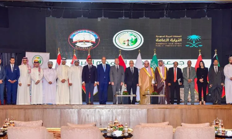 جمعية النواب العموم العرب تدشن برنامجها التدريبي في مدينة الغردقة جمعية النواب العموم العرب تدشن برنامجها التدريبي في مدينة الغردقة