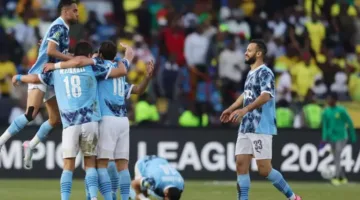 بيراميدز يواجه سيراميكا في معركة حاسمة للظفر بالدوري الأول، ومصيره بيد الأهلي