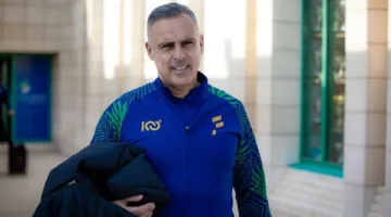 جوميز عن توليه تدريب الأهلي: كل شيء وارد.. وتركيزي حاليا مع الفتح