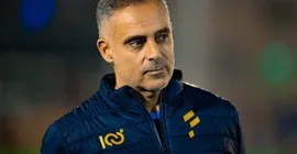 جوميز يرد على أنباء تدريب الأهلي