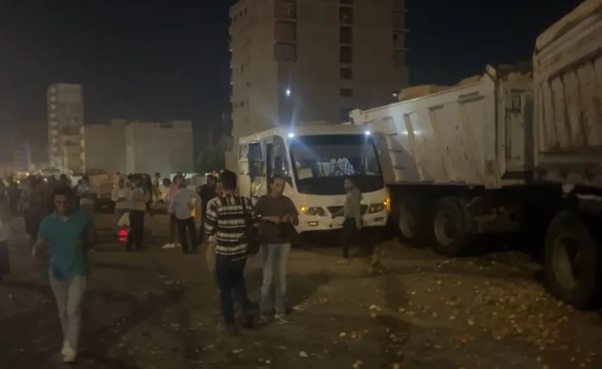 حادث مروع أعلى الدائري تريلا تدهس عدة سيارات بالطريق الدائري السلام حادث مروع أعلى الدائري تريلا تدهس عدة سيارات بالطريق الدائري السلام