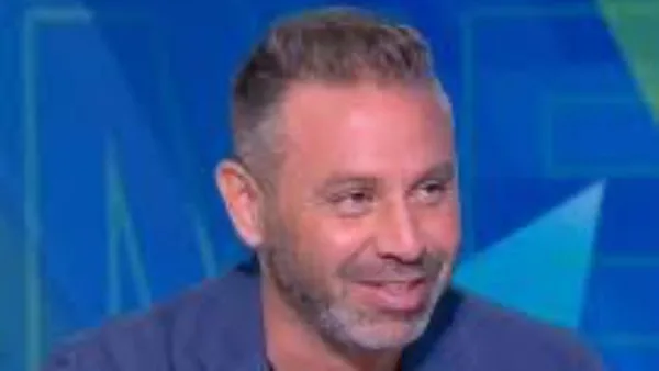 حازم إمام يوضح حقيقة تصريحات ميدو .. ويؤكد أهمية بناء نظام مؤسسي في الزمالك حازم إمام يوضح حقيقة تصريحات ميدو .. ويؤكد أهمية بناء نظام مؤسسي في الزمالك