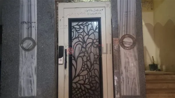 حبس سايس لاتهامه بالتحرش بربة منزل داخل مصعد في المهندسين حبس سايس لاتهامه بالتحرش بربة منزل داخل مصعد في المهندسين