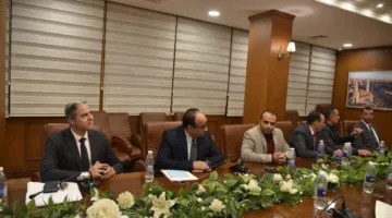 حبشي يناقش آليات النهوض بالقطاع الصناعي بجنوب بورسعيد
