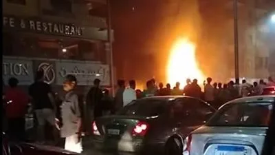 حريق يندلع في مطعم شاورما بشارع ترسا.. والدفاع المدني يتدخل لإخماده حريق يندلع في مطعم شاورما بشارع ترسا.. والدفاع المدني يتدخل لإخماده