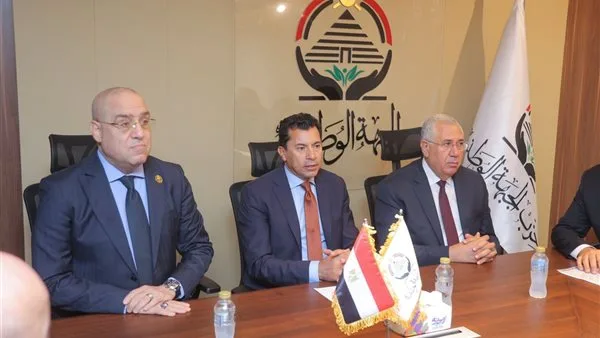 حزب الجبهة الوطنية يبرم اتفاقية تعاون مع وزارة الرياضة لدعم الشباب في المحافظات حزب الجبهة الوطنية يبرم اتفاقية تعاون مع وزارة الرياضة لدعم الشباب في المحافظات