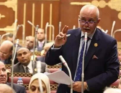 عضو في مجلس الشيوخ: ضرورة فرض رقابة مشددة وتحديد أسعار عادلة لشوادر اللحوم قبل عيد الأضحى عضو في مجلس الشيوخ: ضرورة فرض رقابة مشددة وتحديد أسعار عادلة لشوادر اللحوم قبل عيد الأضحى
