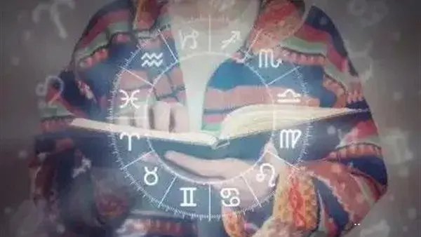 حظك اليوم السبت.. توقعات الأبراج على الصعيد المادي والعاطفي والصحي حظك اليوم السبت.. توقعات الأبراج على الصعيد المادي والعاطفي والصحي